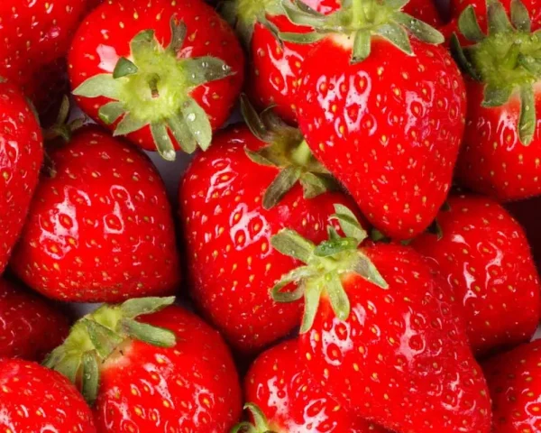 Strawberry Fruits 500g - Image 2